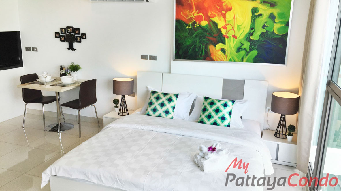 Wong Amat Tower Pattaya Condo For Sale - WT32