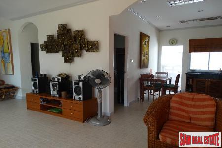 Four Bedroom House for Sale only 1.5 km to Karon Beach-12