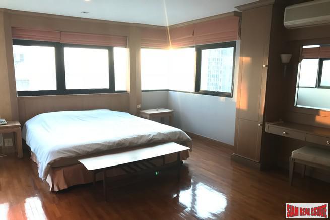 Sathorn Gardens | River and City Views from this Three Bedroom Condo for Rent at Sathorn, Bangkok-6