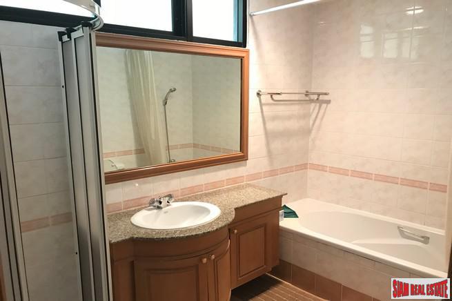 Sathorn Gardens | River and City Views from this Three Bedroom Condo for Rent at Sathorn, Bangkok-7