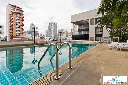 Large and Comfortable Three Bedroom in a Great Location of Khlong Toei, Bangkok-0