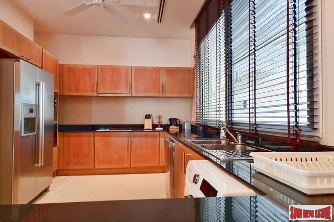 Layan Garden | Luxurious Three Bedroom Condo with Pool Access for Rent