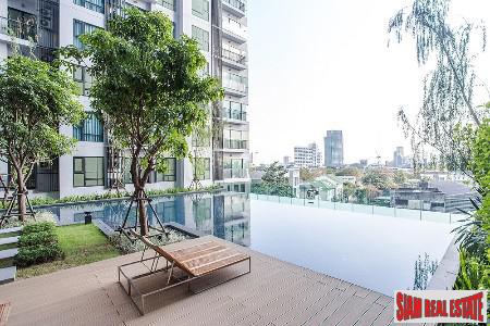 Rhythm Sukhumvit 36-38 | Furnished Contemporary Two Bedroom Condo for Rent