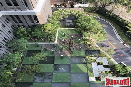 Rhythm Sukhumvit 36-38 | Furnished Contemporary Two Bedroom Condo for Rent