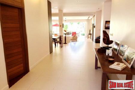 Layan Gardens | Large Three Bedroom Luxurious Condo for Rent-2