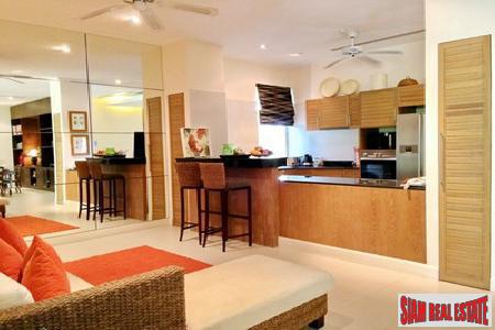 Layan Gardens | Large Three Bedroom Luxurious Condo for Rent-4