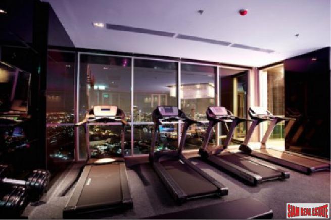 Rhythm Sathorn | Views of the River from the 15th Floor One Bedroom Apartment for Rent-15