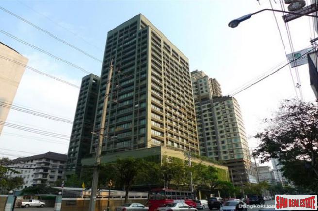 Noble Solo Condo | Sunny Two Bedroom Condo with Pool Views on Sukhumvit 55