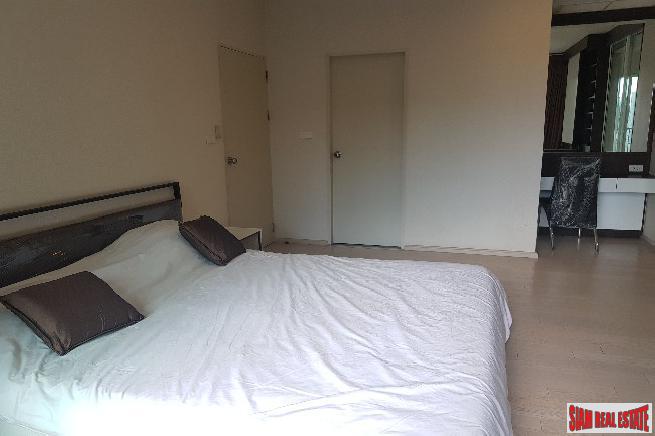 Noble Solo Condo | Sunny Two Bedroom Condo with Pool Views on Sukhumvit 55