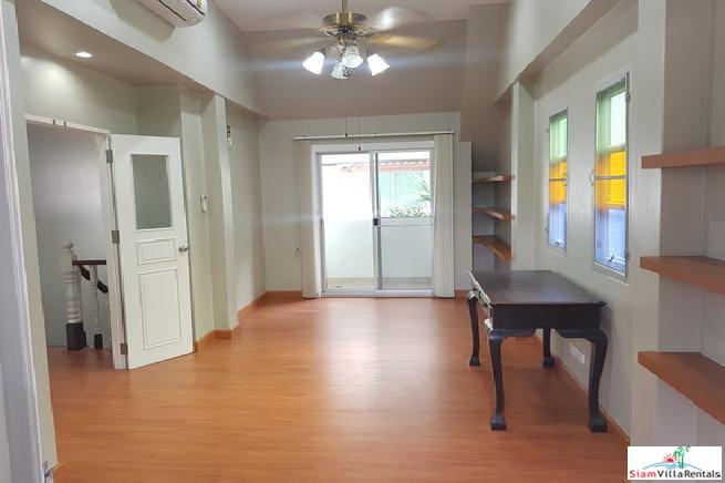 Single Three Storey Family House for Rent in Nana-11