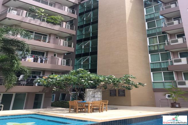 Serene Place | Two Bedroom Asoke Condo For Rent Near Shopping and Benchasiri Park