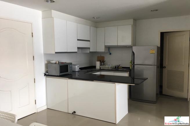 Serene Place | Two Bedroom Asoke Condo For Rent Near Shopping and Benchasiri Park