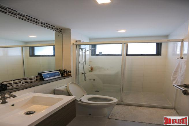 Fantastic Immaculate Modern Three Bedroom Family Home in Koh Kaew, Burasiri-8