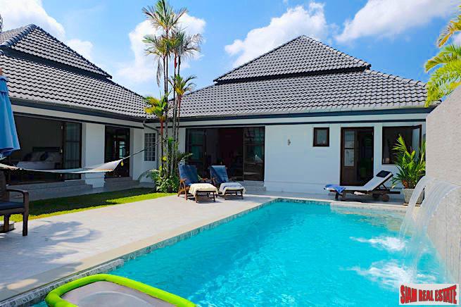 Loch Palm Cove | Large Courtyard Design Three Bedroom Pool Villa for Sale-0