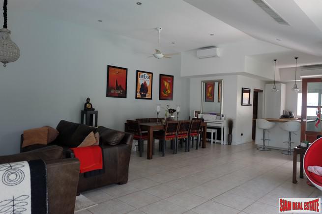 Loch Palm Cove | Large Courtyard Design Three Bedroom Pool Villa for Rent-14