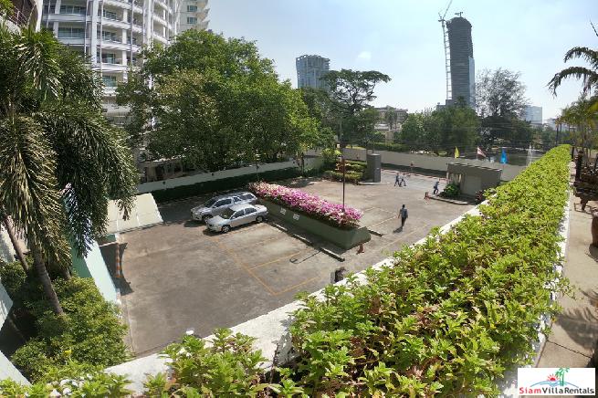 Baan Somthavil | Extra Large Three Bedroom for Rent with Views of Lumpini Park and Royal Bangkok Sport Club in Ratchadamri