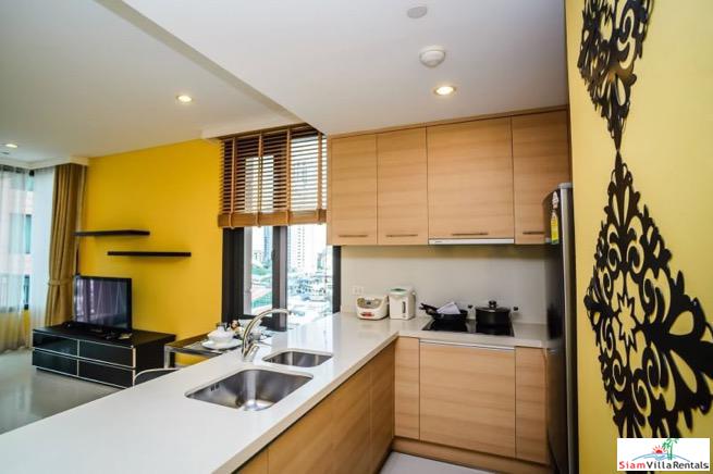 Aguston Sukhumvit 22 | Charming Deluxe Two Bedroom Condo with Extras and Pets Allowed in Phrom Phong