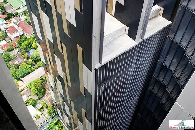 The Met | Superb Three Bedroom Condo with River Views For Rent in Sathorn