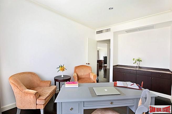 Condo One X Sukhumvit 26 | Bright and Spacious One Bedroom Close to BTS Phrom Phong-20