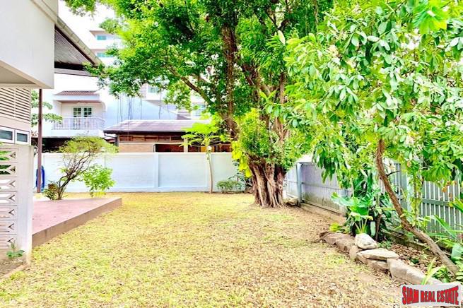 Three Bedroom Stand Alone House for Rent Five Minutes from BTS Thong Lo - Pet Friendly & Large Garden!-1