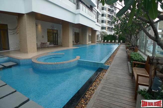 Bright Sukhumvit 24 | Two Bedroom Condo for Rent in a Nice Lively Residential Alley on Sukhumvit 24
