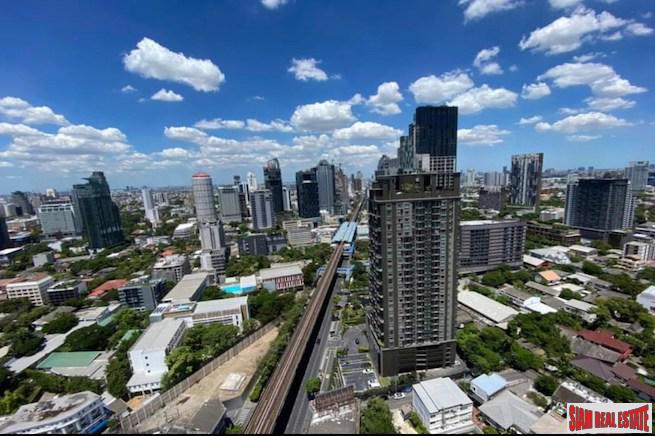 Beatniq Sukhumvit 32 | Two Bedroom + 1 Study room Condo for Rent with Unblocked City Views in Thong Lo