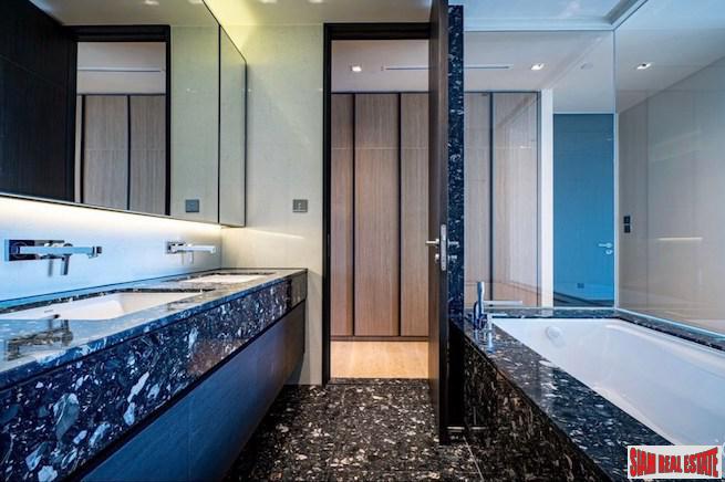 Beatniq Sukhumvit 32 | Two Bedroom + 1 Study room Condo for Rent with Unblocked City Views in Thong Lo