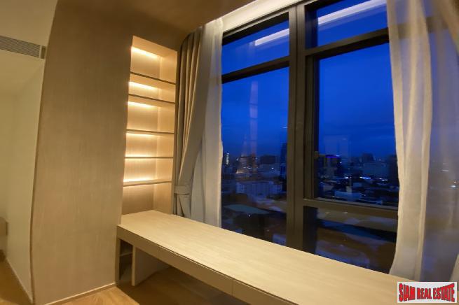 Beatniq Sukhumvit 32 | Two Bedroom + 1 Study room Condo for Rent with Unblocked City Views in Thong Lo