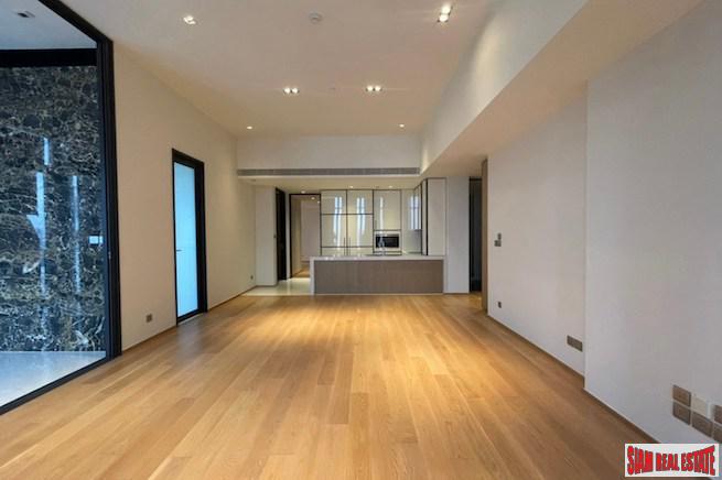 Beatniq Sukhumvit 32 | Two Bedroom + 1 Study room Condo for Rent with Unblocked City Views in Thong Lo