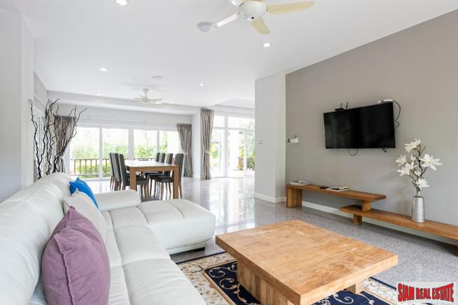 Laguna Homes | Spacious Four Bedroom Family Pool Villa on the Lake