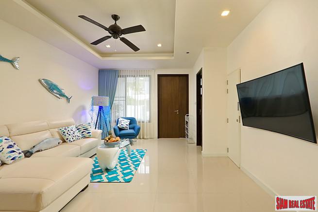 Laguna Park 1 | Bright & Cheerful Three Bedroom Three Storey House for Sale-4