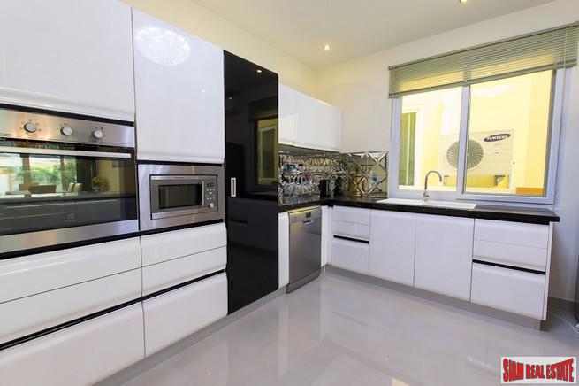 Platinum Residence | Bright & Spacious Five Bedroom Pool Villa for Sale in a Gated Rawai Complex-9