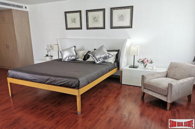 Las Colinas | Elegant & Spacious Two Bedroom Condo for Rent in Asoke