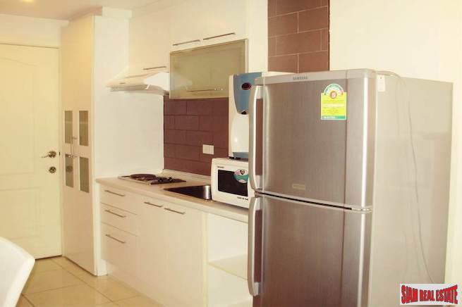 Grand Parkview Asoke | Comfortable One Bedroom Condo on the 27th Floor for Rent