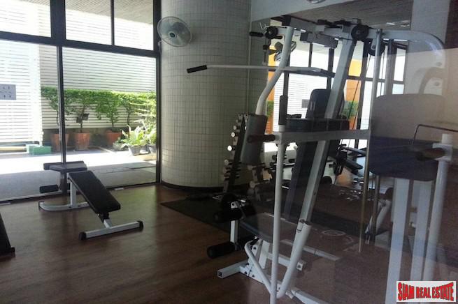 Richmond Palace Condominium | Bright & Peaceful Three Bedroom Corner Unit for Rent in Phrom Phong