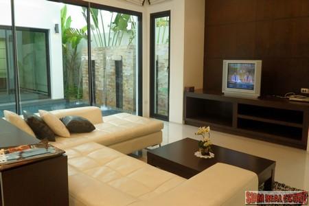 Srisuchat Grand Ville 1 | Three Bedroom House with a Private Pool in a Quiet Location on By Pass Road For Rent