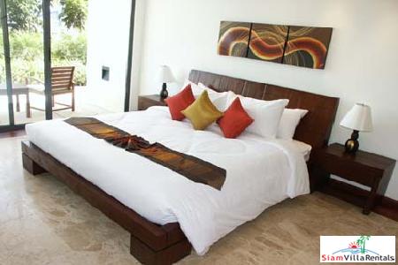 Luxury Pool Villas with Four Bedrooms in a Private Estate near Rawai Beach-12